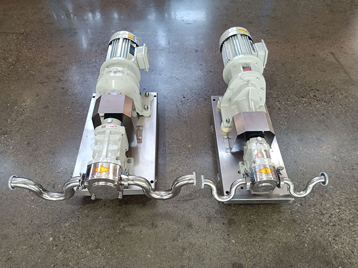 Method of stainless steel cam pump rotor gap adjustment method